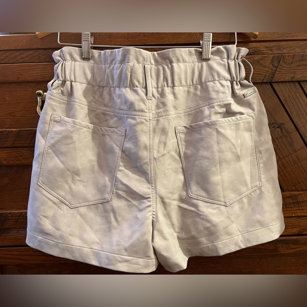NWT KanCan Percy Paperbag‎ Ultra High Rise Shorts Grey Cream size XL - Picture 4 of 12